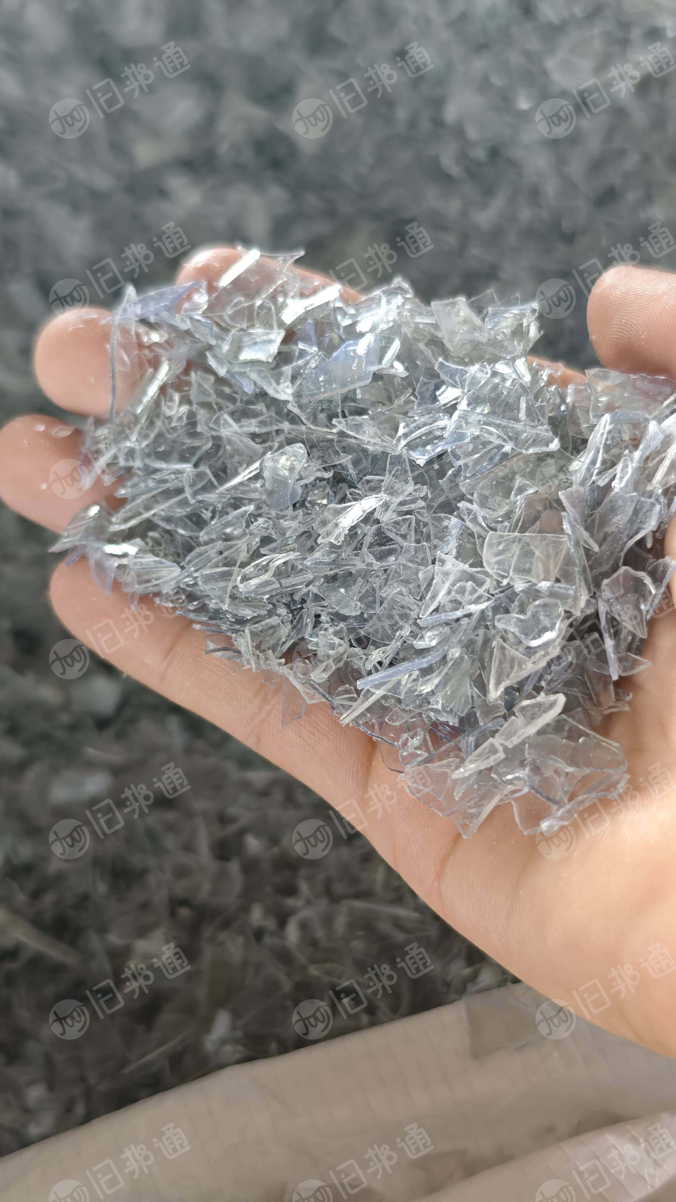 长期出售PET吸塑片破碎料,月供100吨