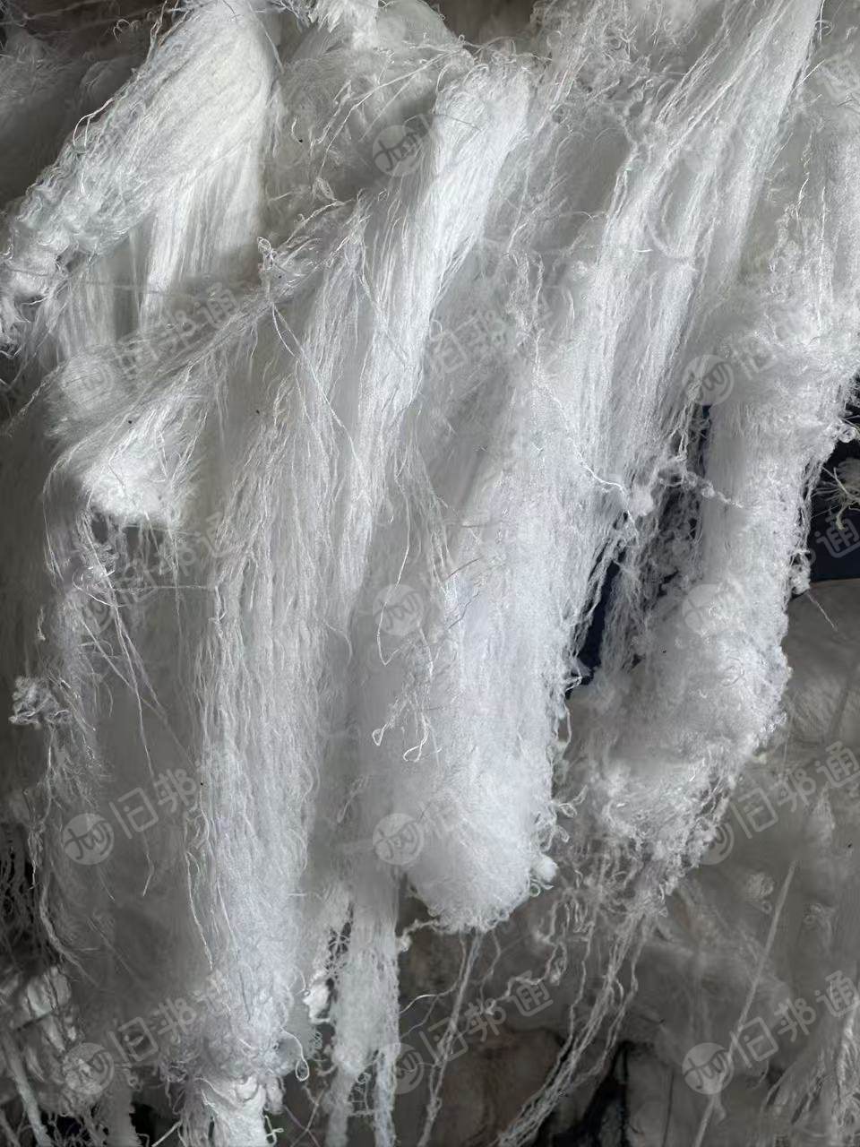 长期出售涤纶低弹丝,涤纶废丝,65-75D的,现货100吨,货在湖南永州