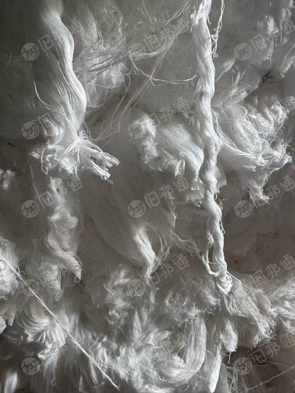 长期出售涤纶低弹丝,涤纶废丝,65-75D的,现货100吨,货在湖南永州