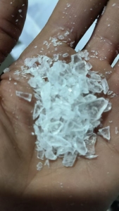 出售透明丙冰箱破碎料，现货七吨左右