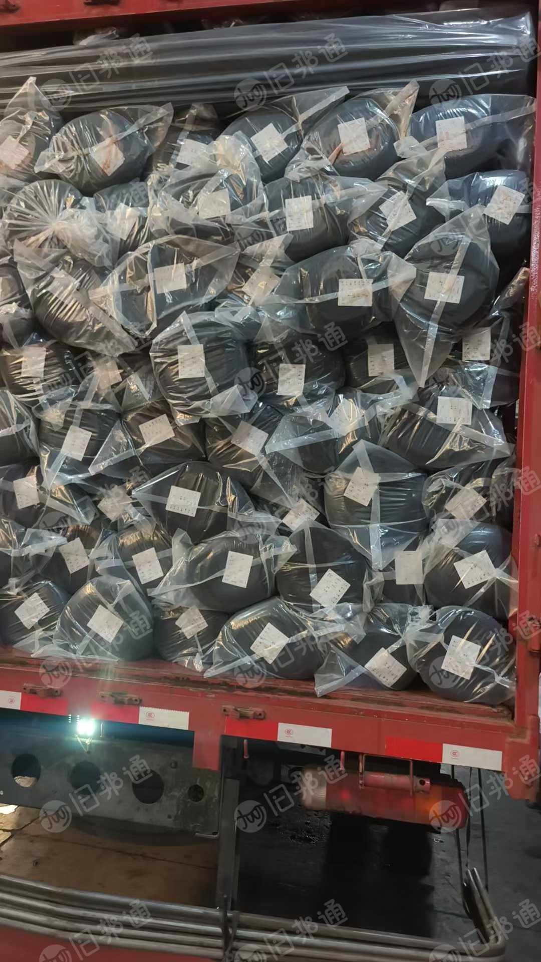 出售一批单面超柔库存布，超柔库存布，整单的，门幅190克重180，现货十几吨，在浙江绍兴