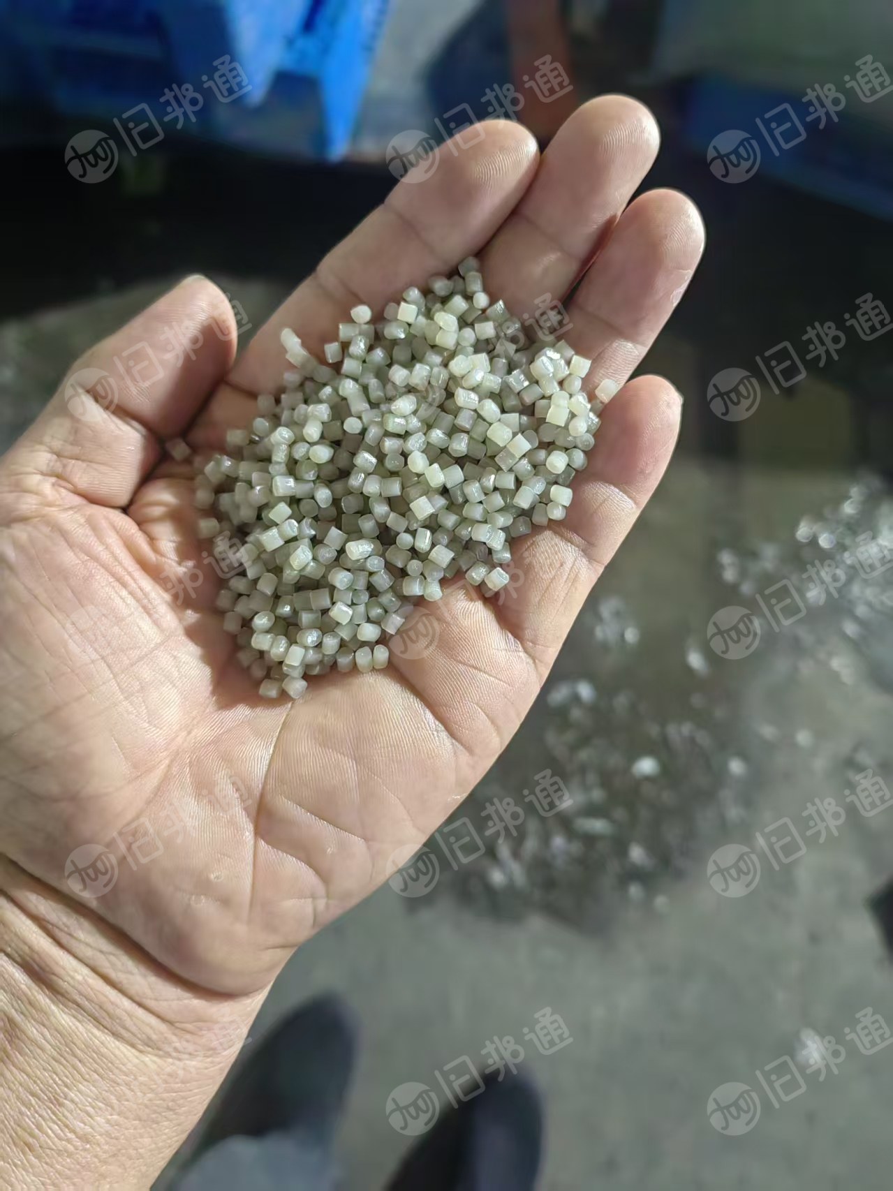 出售PE高压一级颗粒，水洗料，一个月60吨，过80目3张