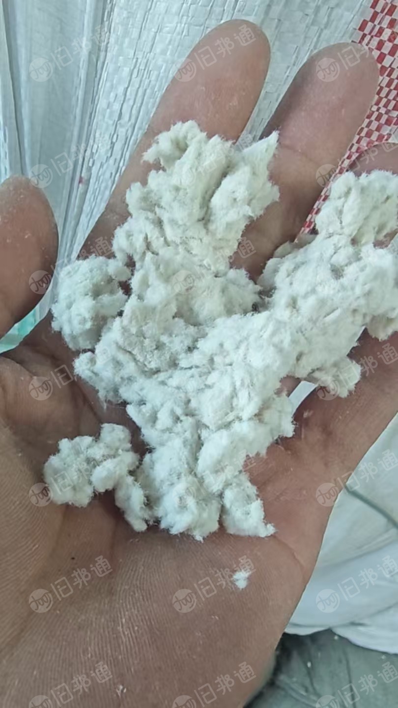长期出售纯棉粉尘,纯棉毛毛料,纯棉磨毛料,月供60-70吨,货在江苏徐州