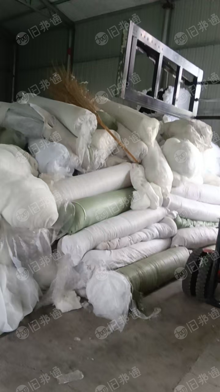 出售丝绵,整卷丝绵,门幅1.5,80-220克都有,货在安徽滁州
