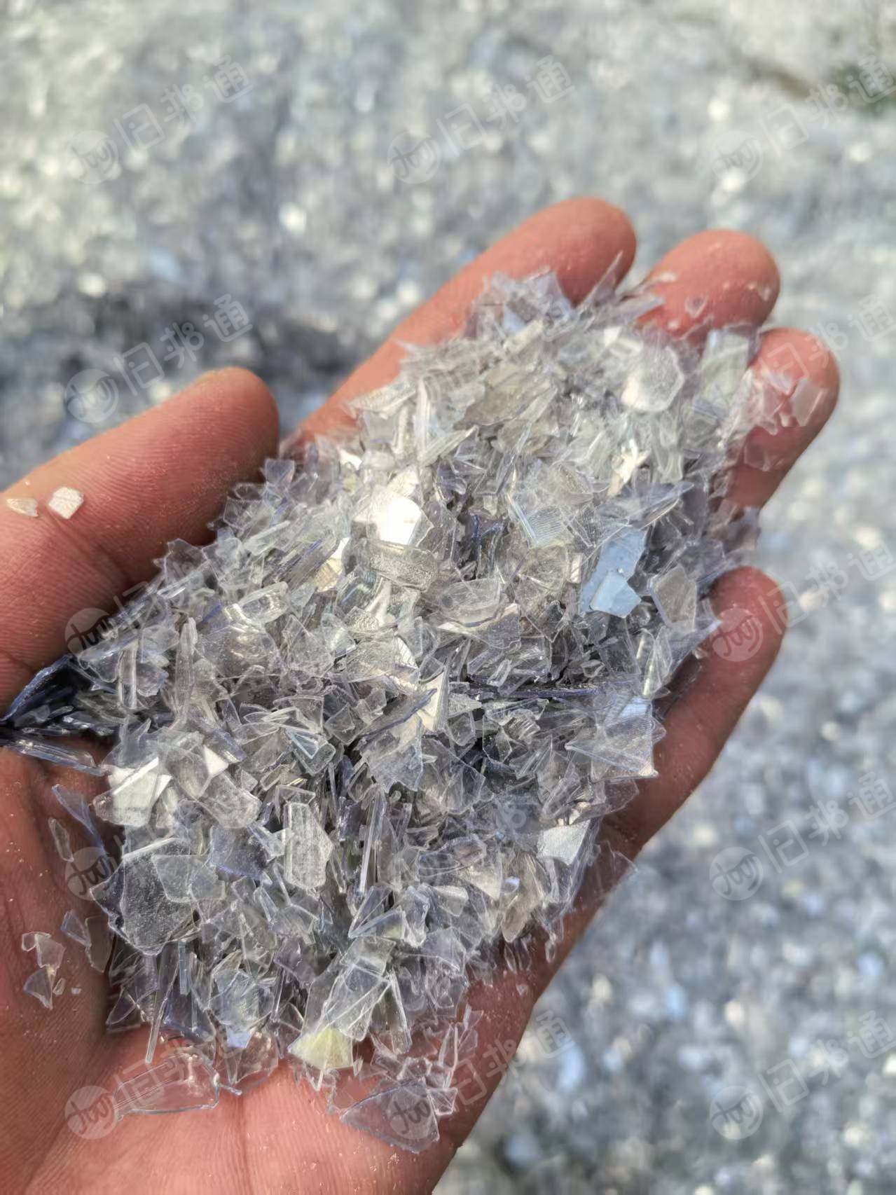 出售pet吸塑片破碎料，可供拉片厂