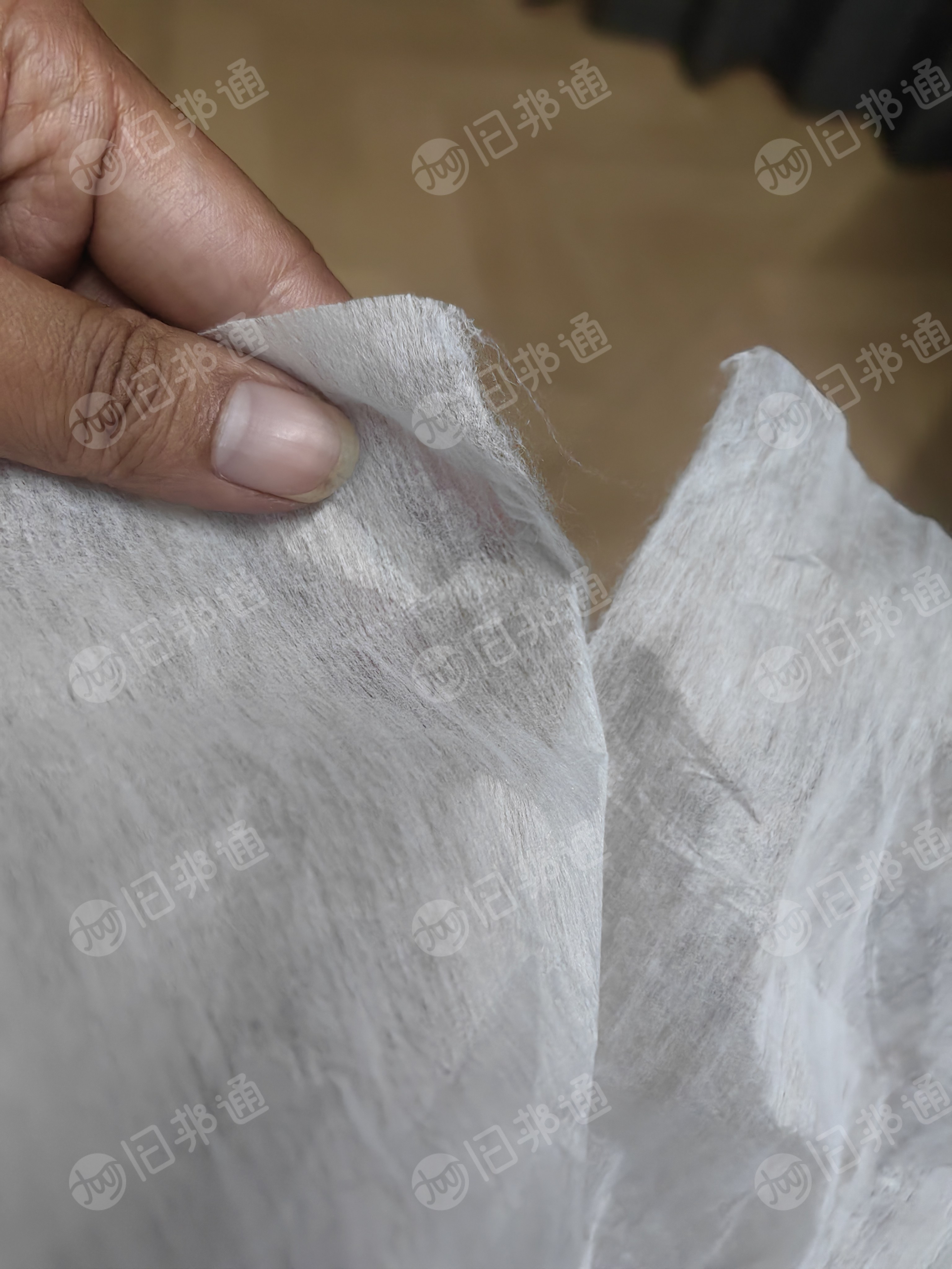 长期出售热轧无纺布边角料,热风无纺布废料,现货二十吨,货在湖南长沙