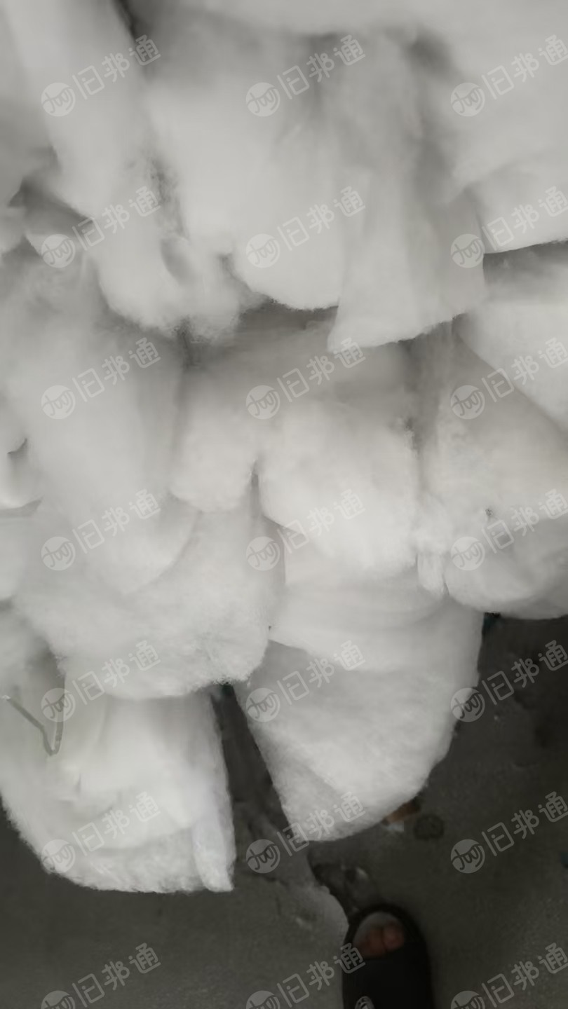 长期出售做棉衣服的热风棉边角料,热风棉下脚料,化仟,货在湖北仙桃