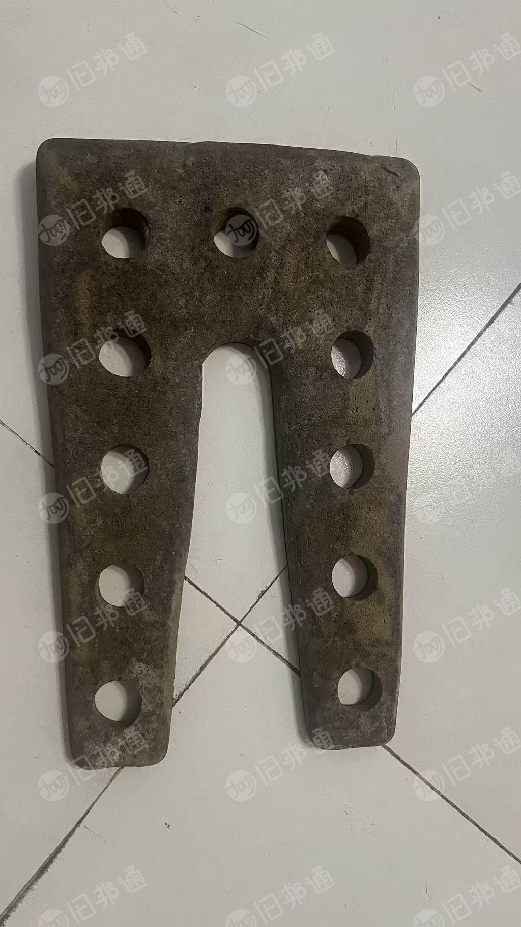 长期出售炮弹袋下来的海绵边角料,海绵下脚料,现货20多吨,在河南新乡
