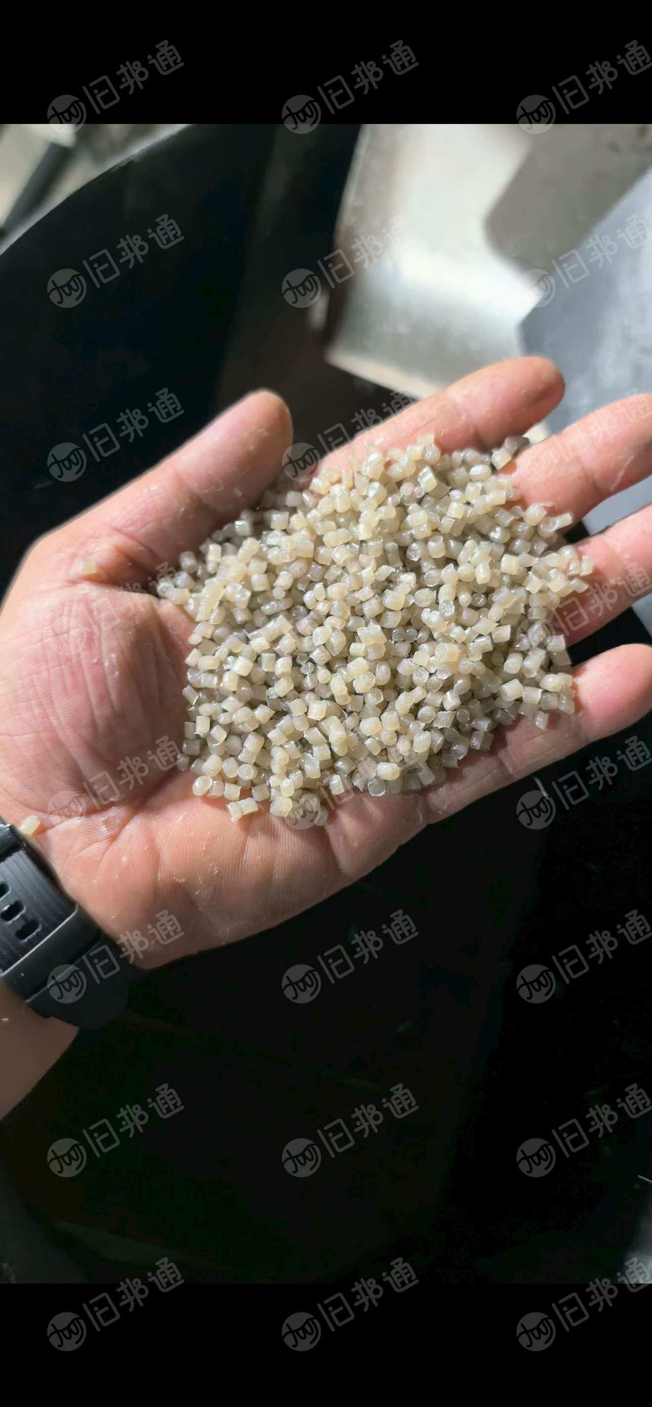 长期出售缠绕膜颗粒，80-90%缠绕膜，可做气泡膜用，月供几百吨，在江苏泰州  