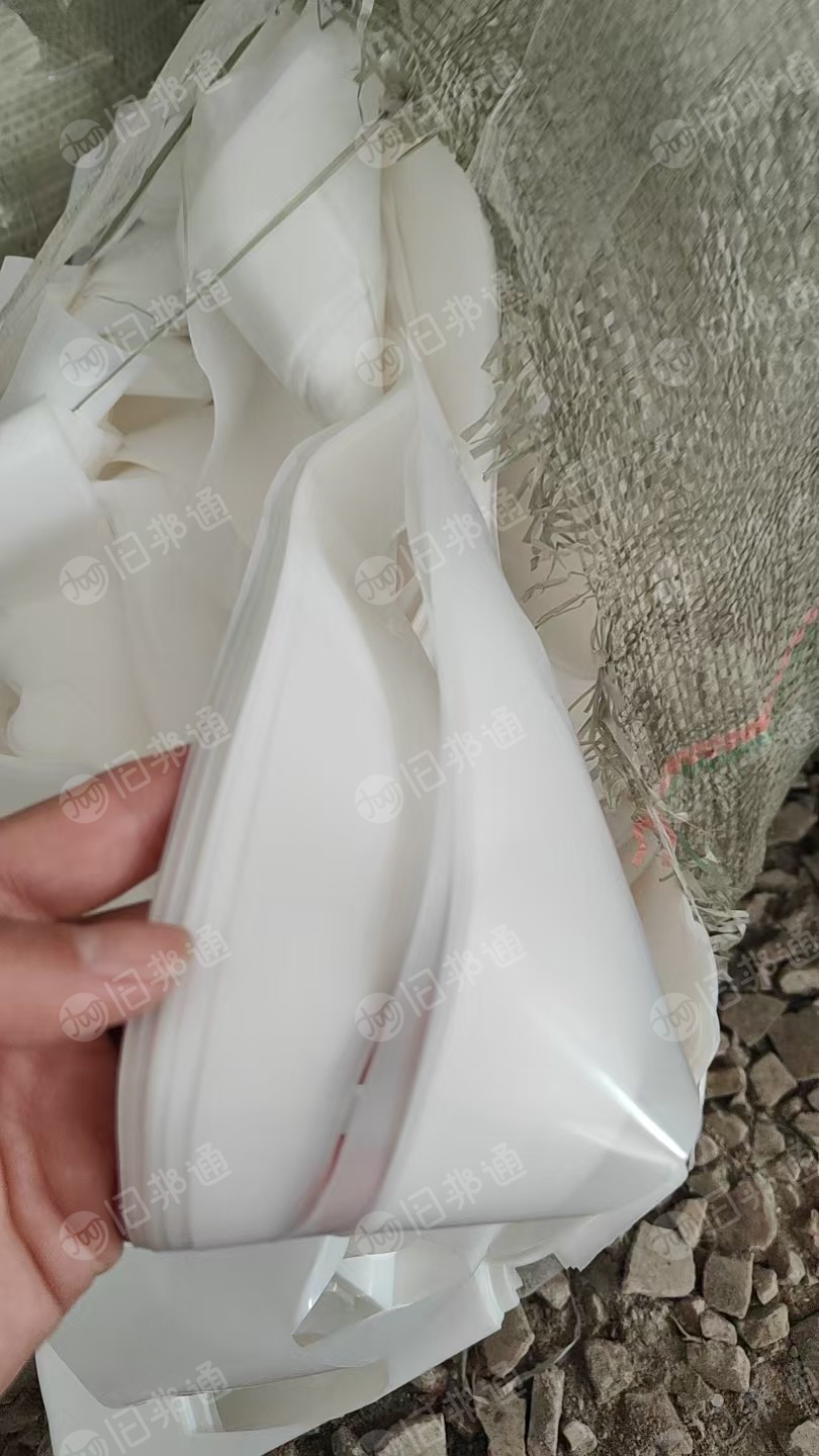 长期出售干造乳白高压边角料，现货6米8一车