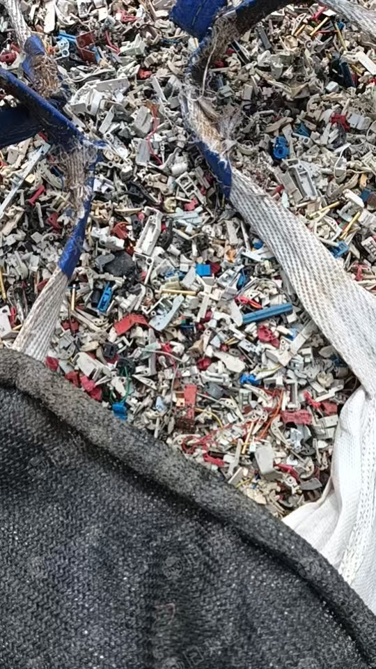 长期出售混合沉底料，含金属