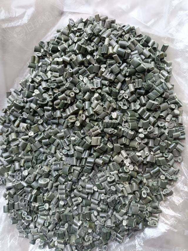 长期出售pp编织袋颗粒，二白过60目网3张，排渣40目，适合做打包带或注塑