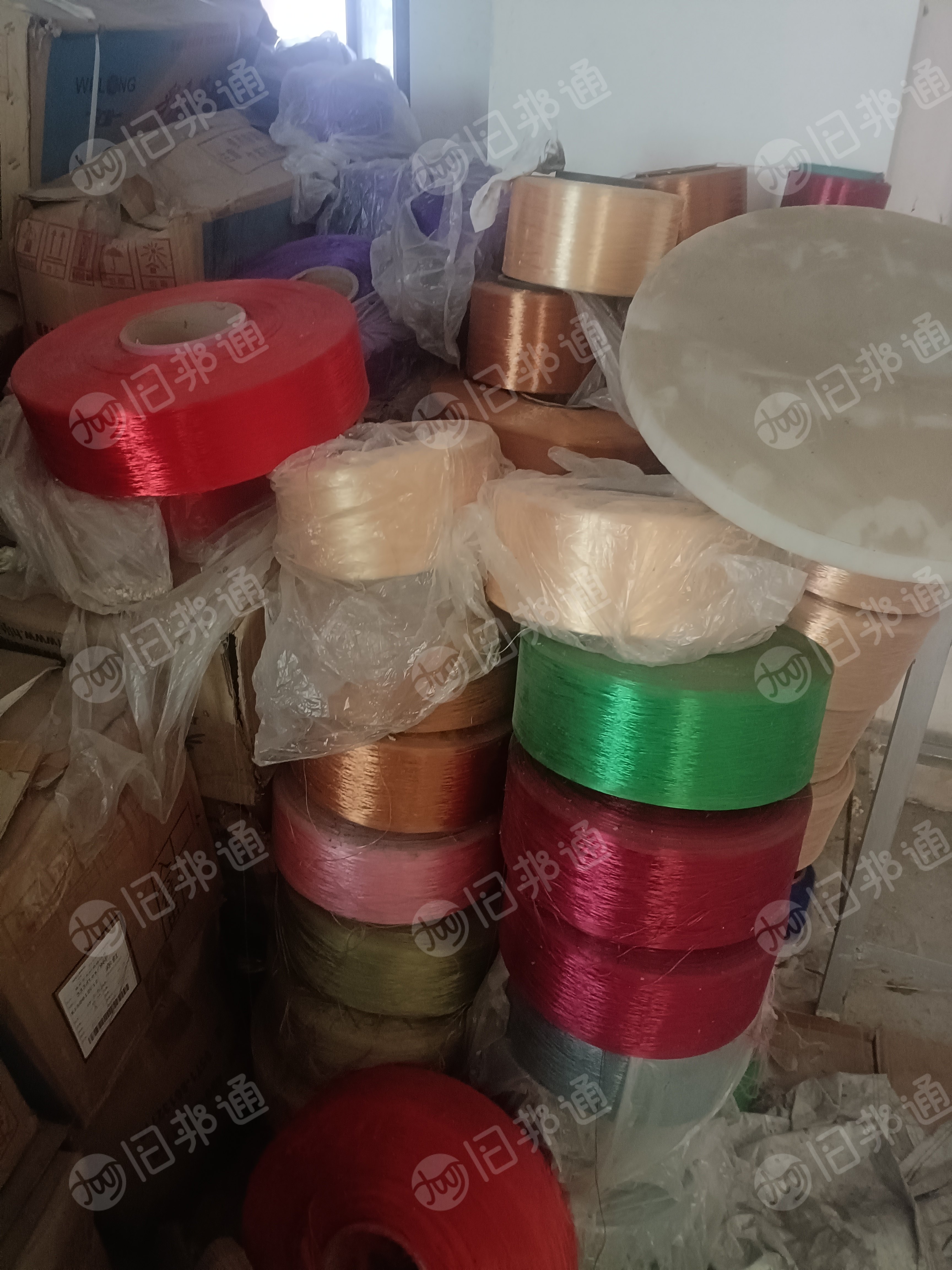 出售涤纶丝尾货，色丝颜色多个，货在福建漳州