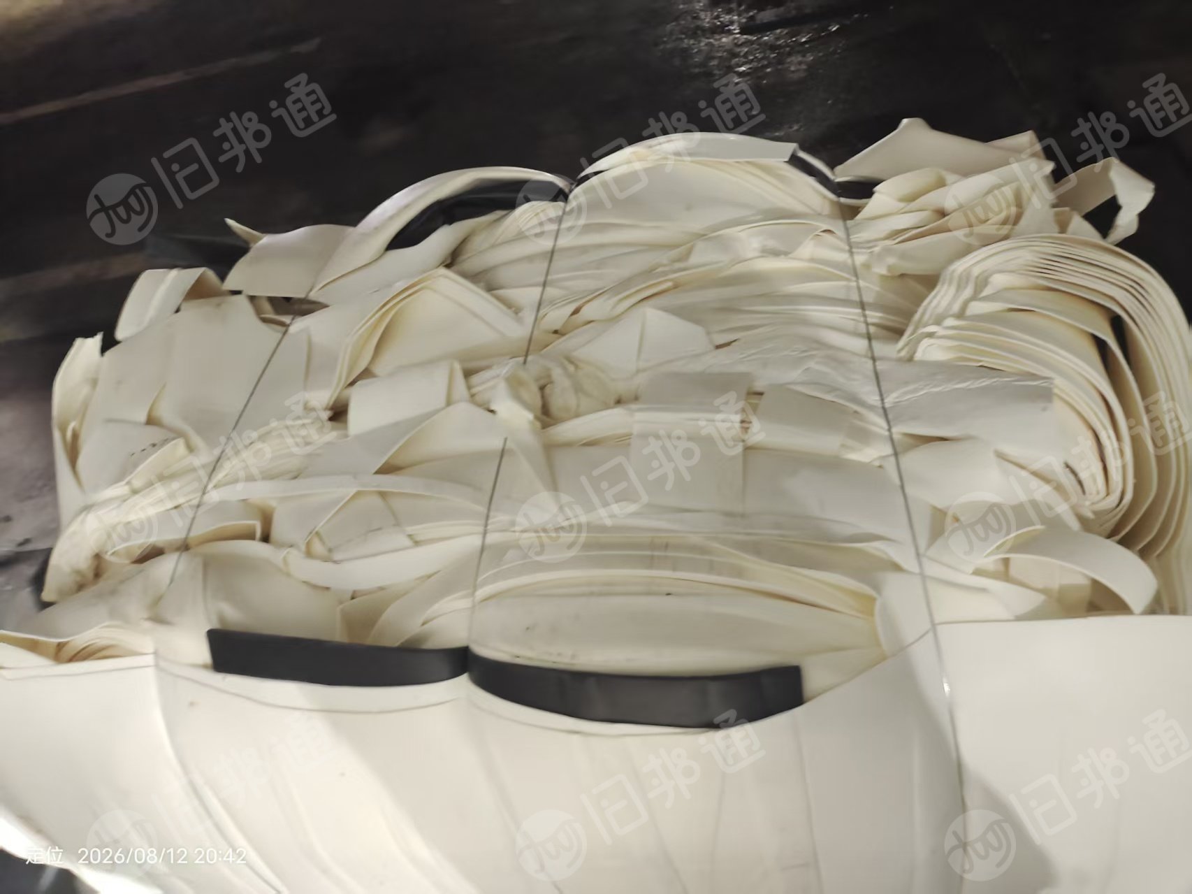 长期出售eva内饰发泡料,白色和黑色都有