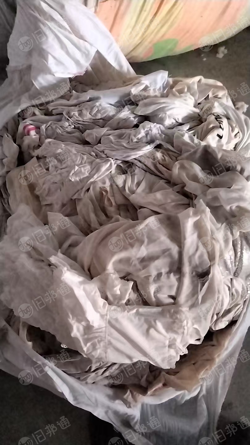 长期出售旧衣服大白，旧衣服白料，开花料，货在河北保定
