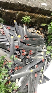 出售大疆废旧桨叶，T100和T120型号，现货几百片