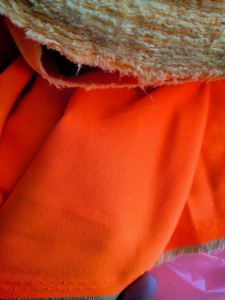 出售一批工装纱卡斜纹库存布，服装库存布，工作服装面料，门幅1.5，在浙江宁波