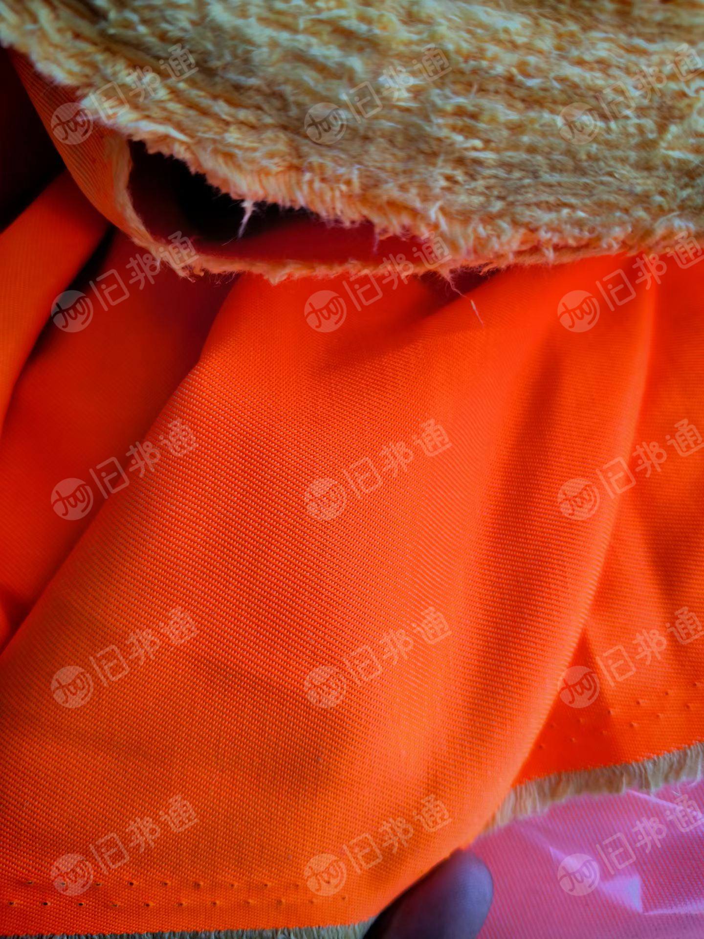 出售一批工装纱卡斜纹库存布，服装库存布，工作服装面料，门幅1.5，在浙江宁波