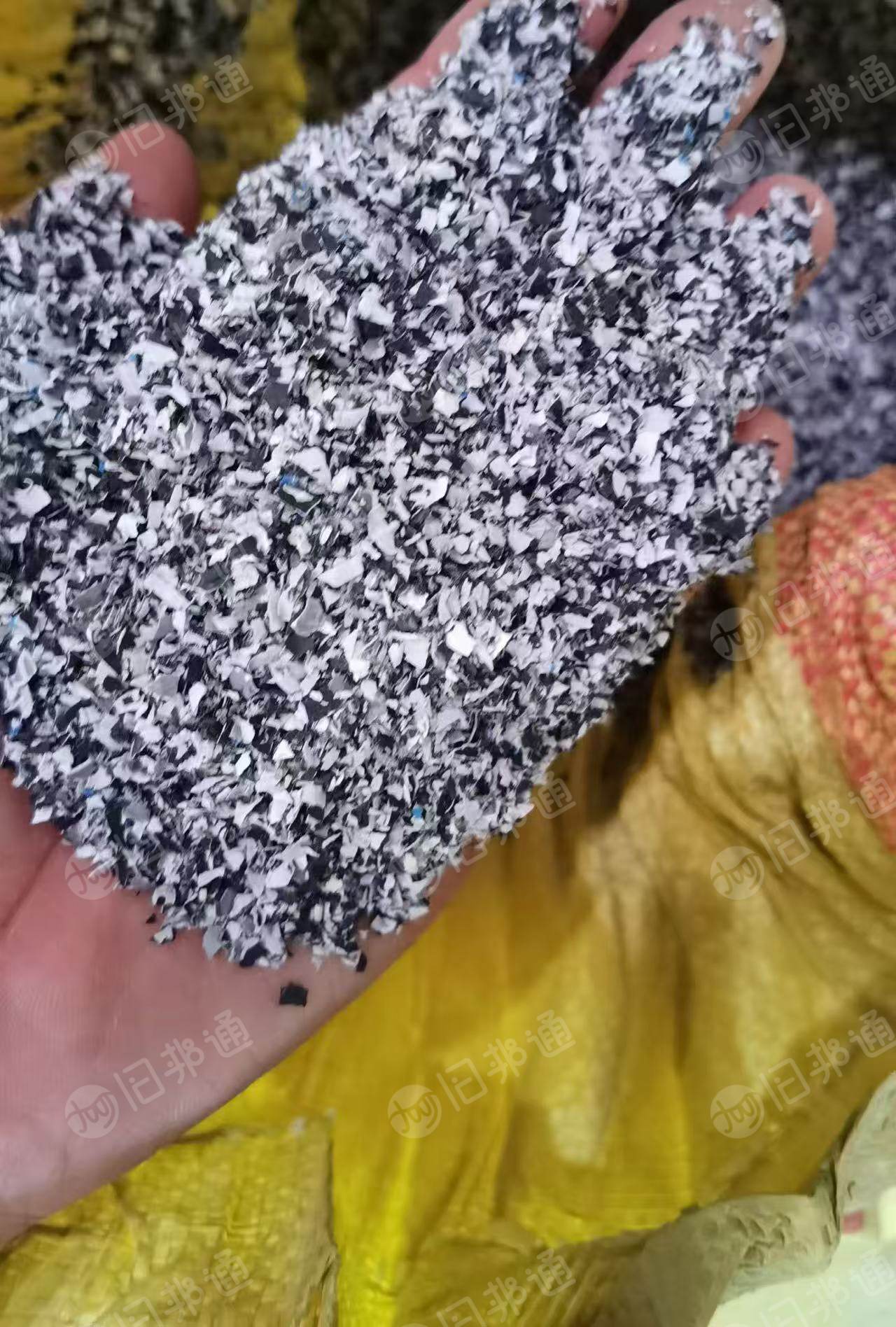 长期出售PVC吹毛料，各种颜色都有，现货够车