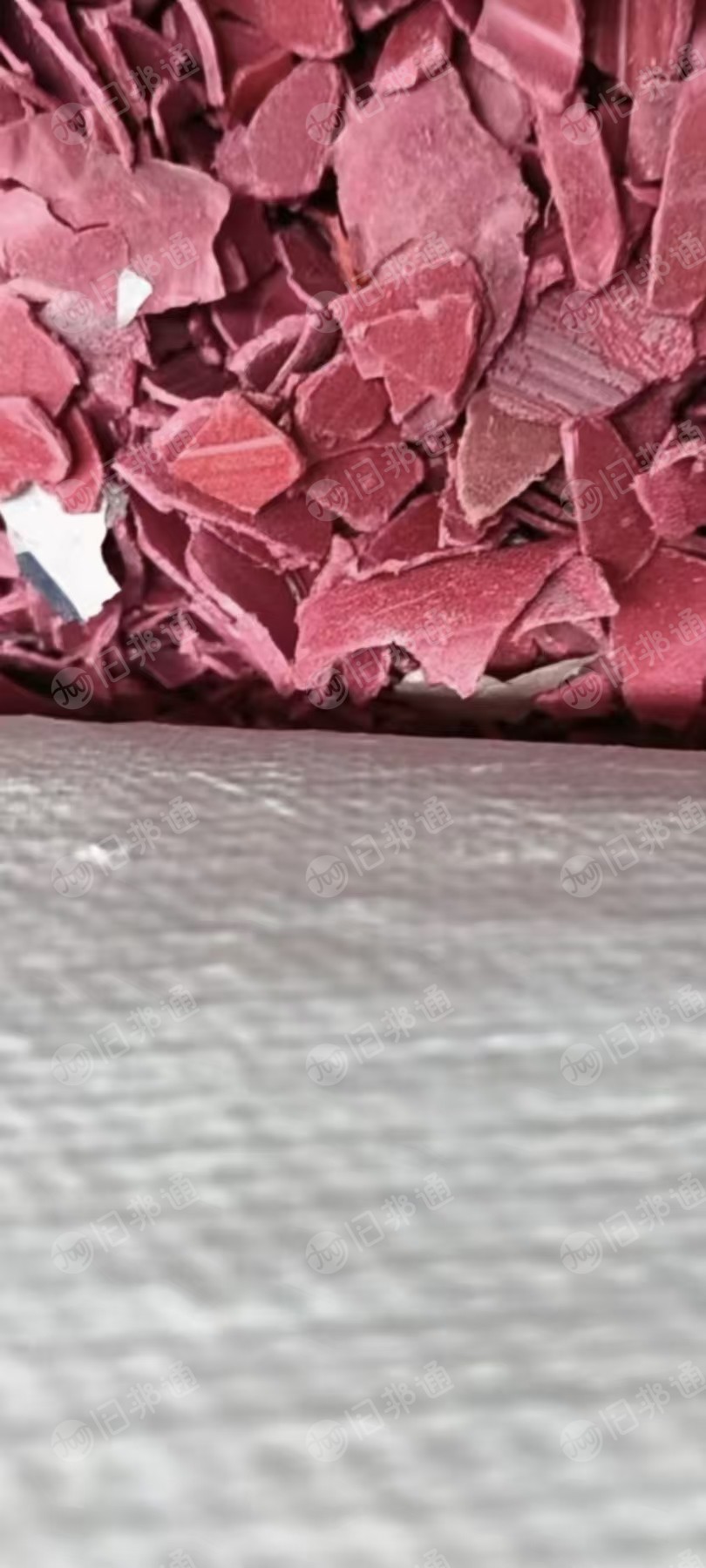 长期出售路障破碎料，水马破碎料，现货4米2一车