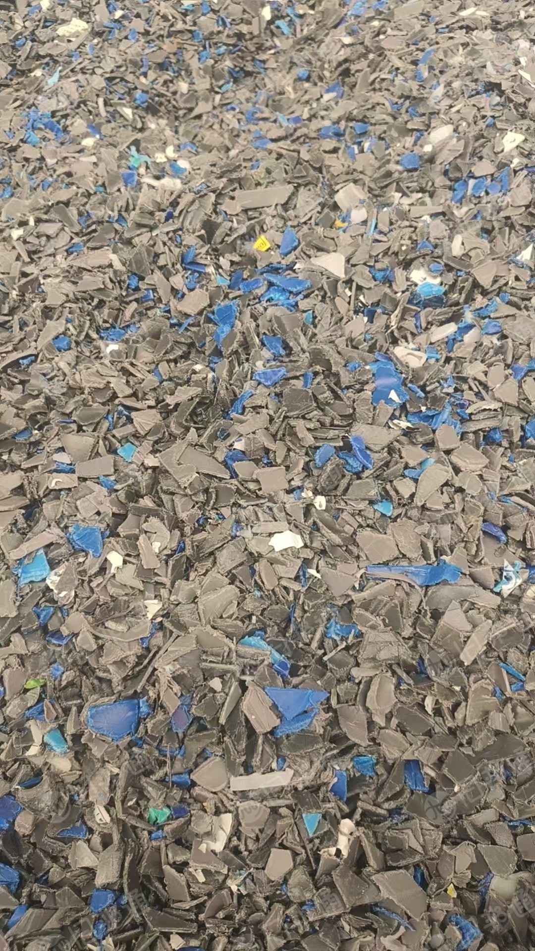 长期出售PE灰桶破碎料