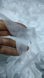 长期出售尿不湿边角料，纺粘pp热风无纺布边角料，造粒用，货在江苏南通