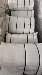 出售库存全棉坯布，棉布，库存布，9088，门幅156克重120，现货有15000米，货在浙江绍兴