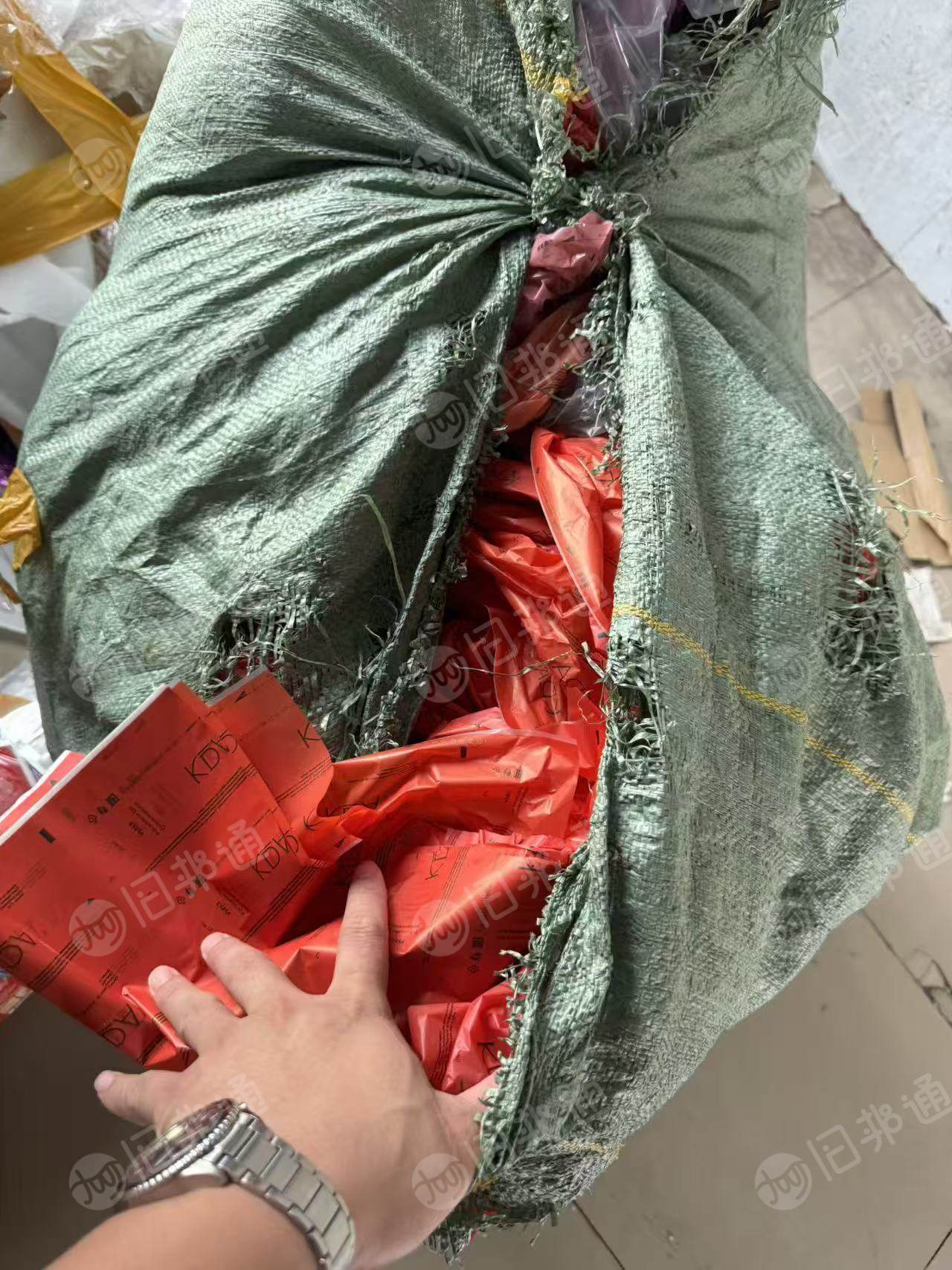 出售PET花膜，镀铝膜，OPP膜，CPP膜，尼龙膜，年供300吨，分开装，统货出