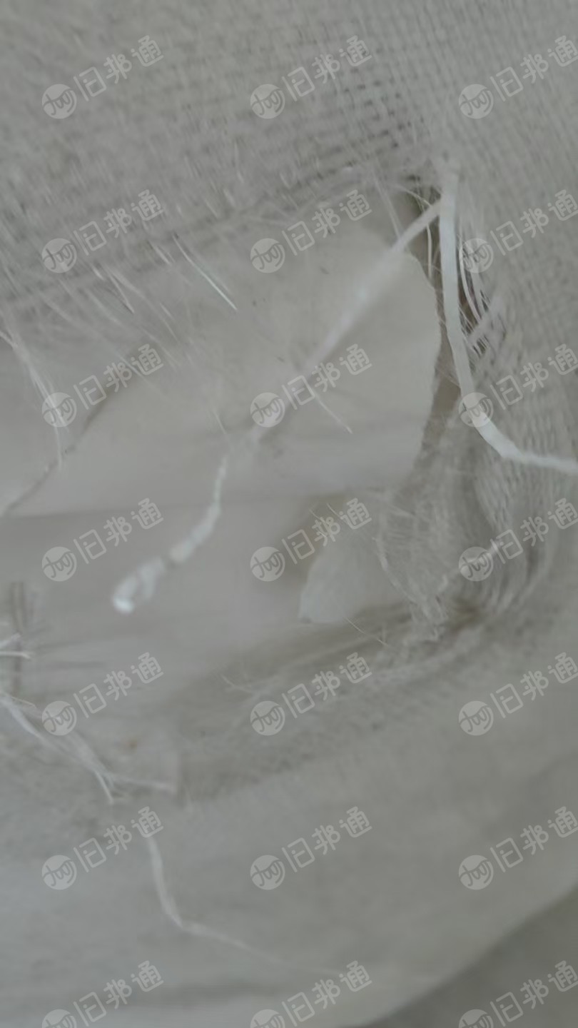 长期出售白色淋膜纸废料，本色淋膜纸废料，分开打包
