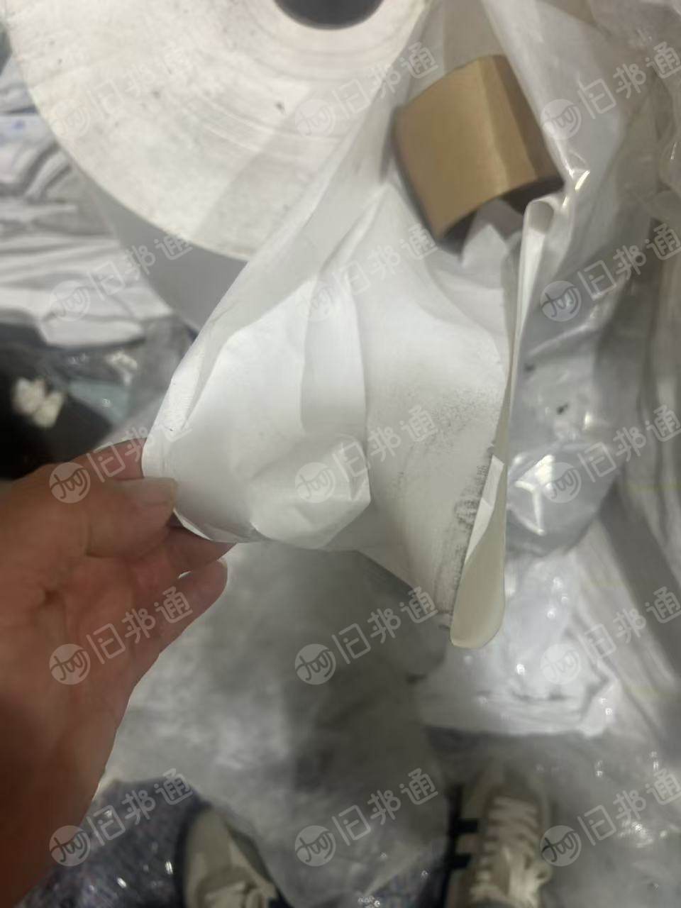 长期出售无纺布，淋膜纸胶纸，复合料，纸塑膜，PE膜，尼龙，透气膜，EV0H废料，月供上百吨