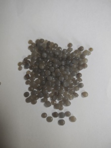 长期出售二级保鲜膜颗粒，过100目