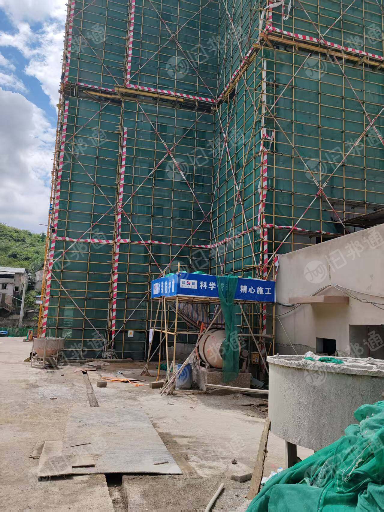 长期出售PP绿色安全网废料,建筑工地下来的,漂水的