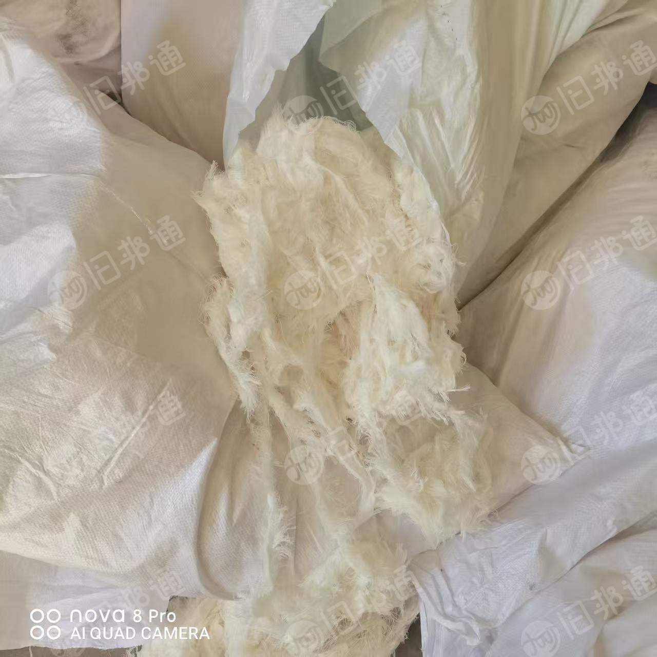 长期出售涤棉布边纱，混纺下来的，5050和3565混在一起，现货20吨左右，货在河北邯郸