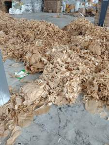 出售本色木浆纸边角料