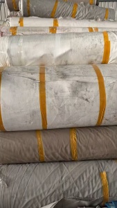 长期出售PVC游艇革边料，PVC夹网布废料，PVC吹气膜废料