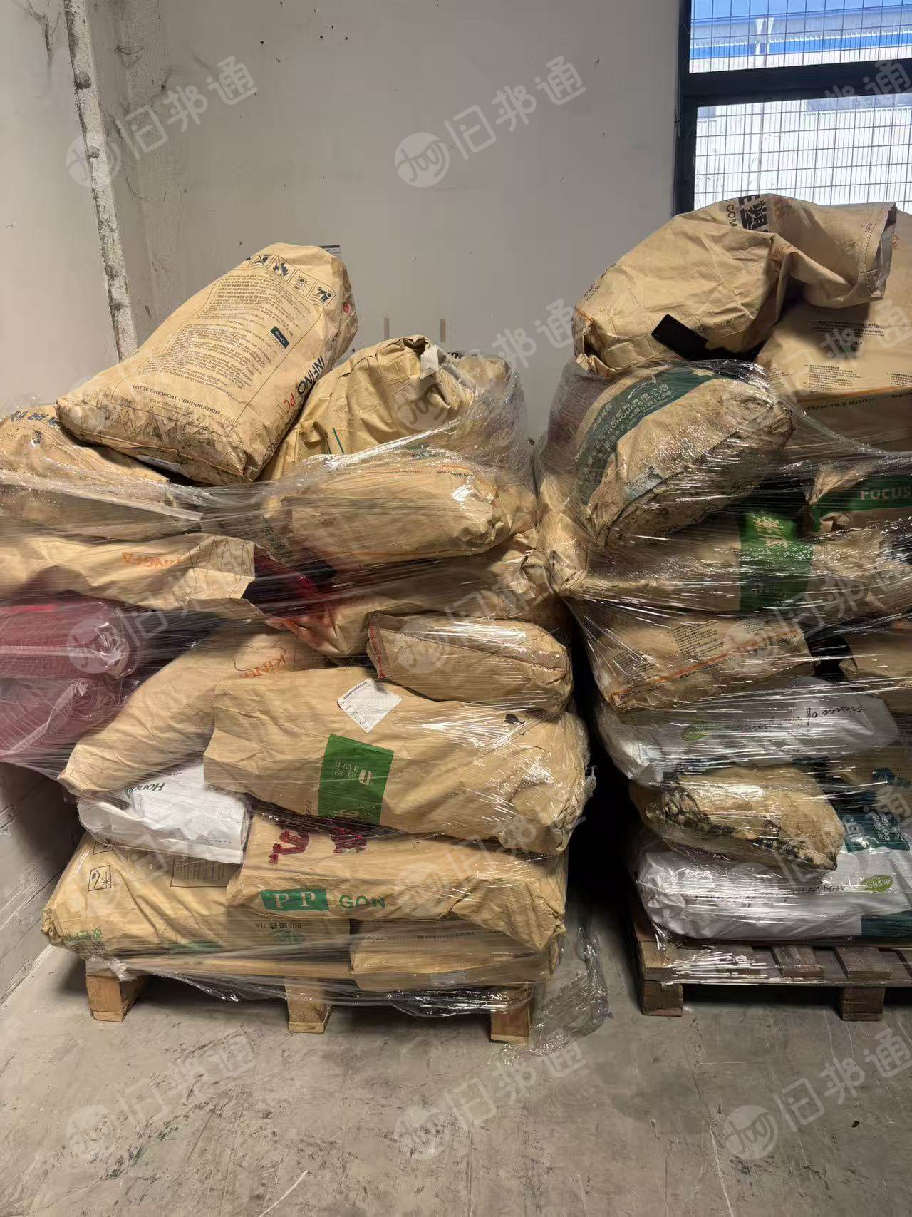 出售PMMA灯头料毛料，亚克力灯头废料，亚克力水口料