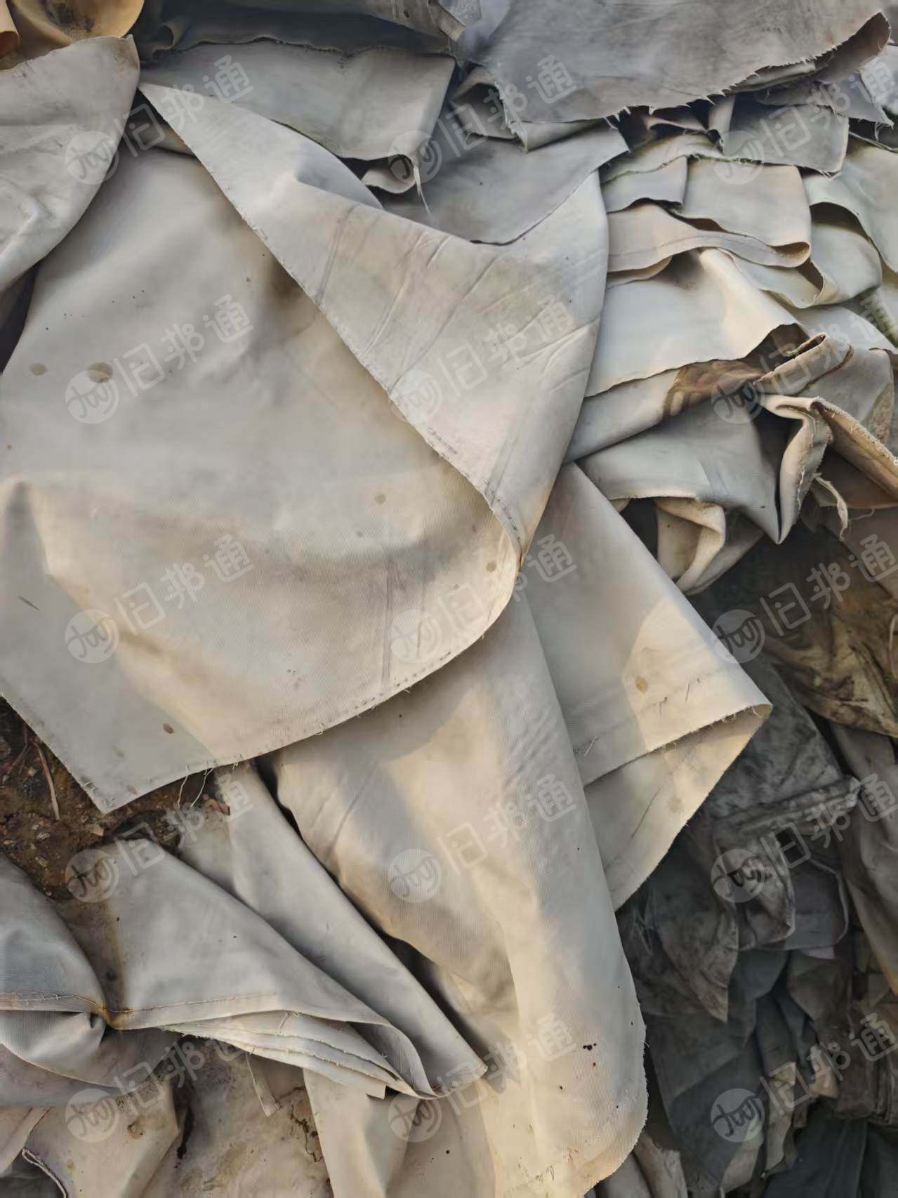 长期出售废旧涤纶滤布，成卷涤纶滤布，各有3吨左右，货在山东临沂