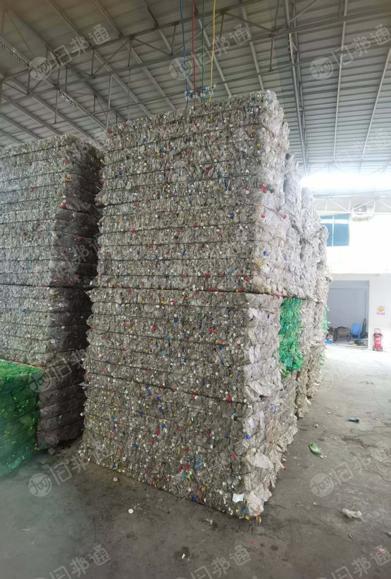 长期出售3A纯白PET瓶砖，白瓶砖