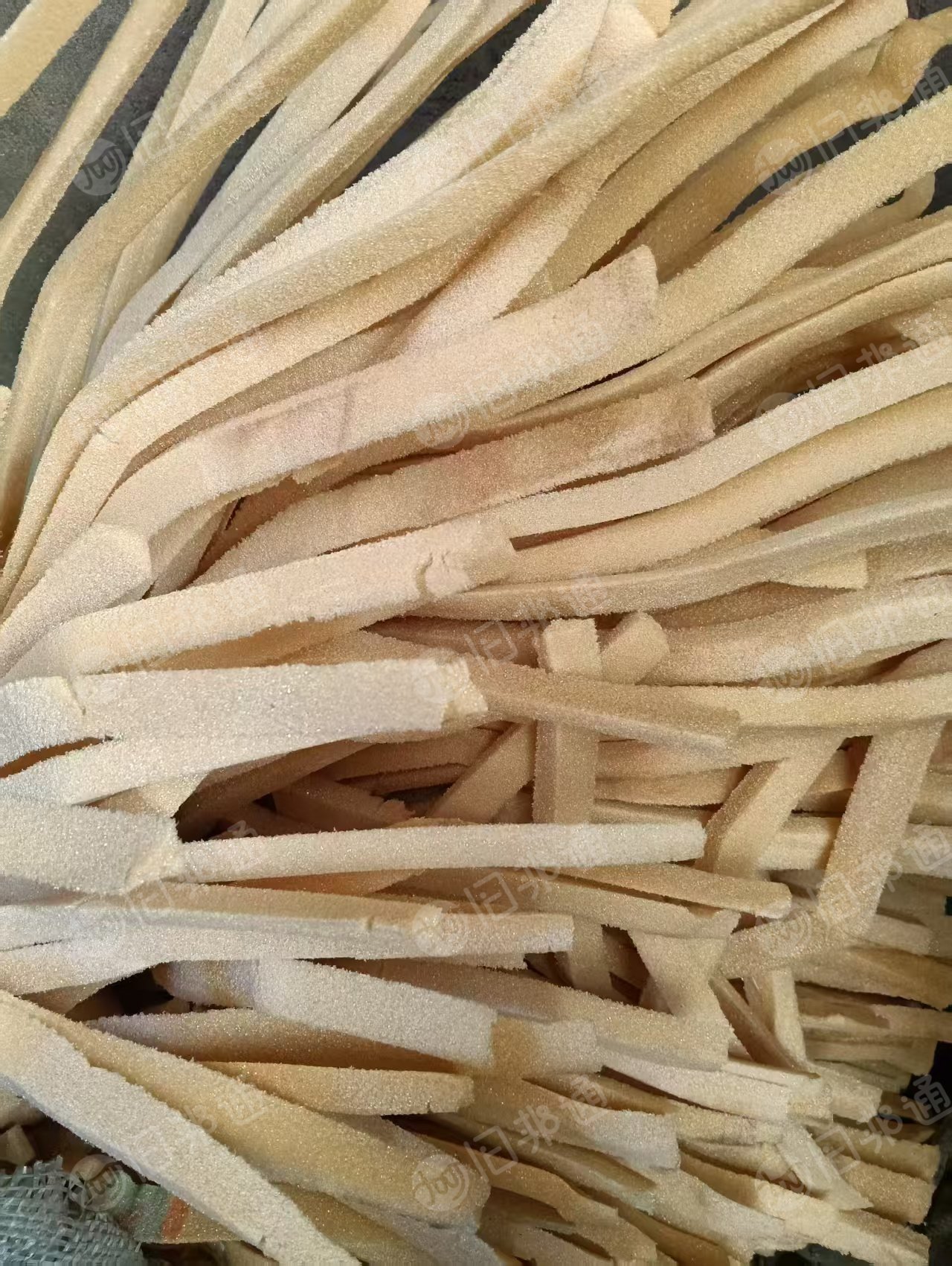 出售pvc风电叶片，每月三十吨左右