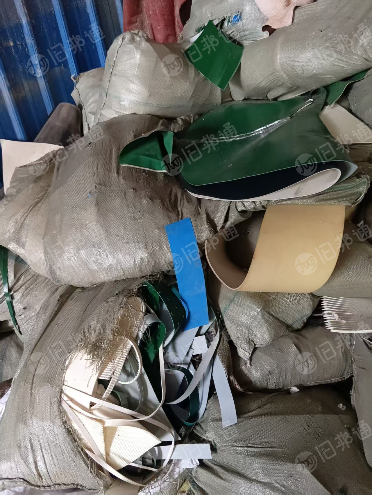 出售PVC输送带边角料，每个月20吨