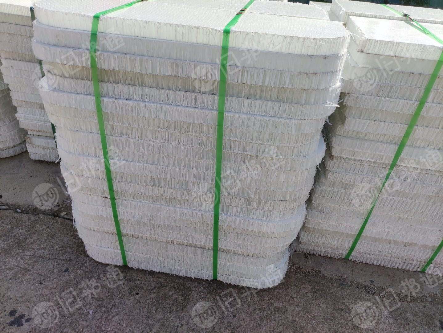 出售白色PP蜂窝板废料