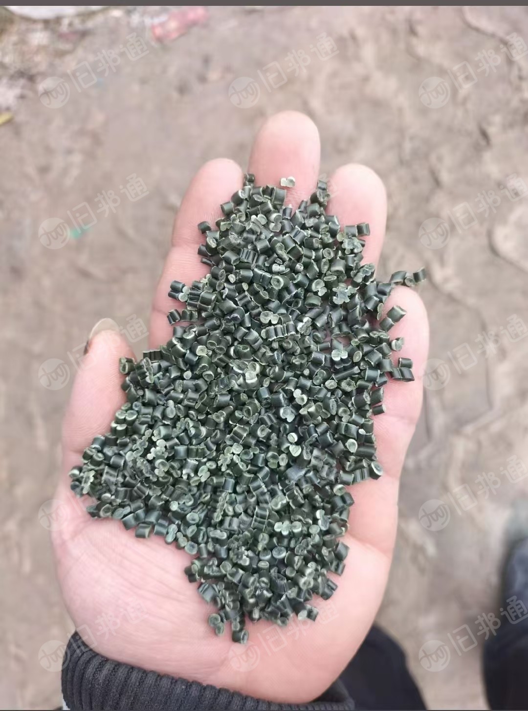 出售编织袋颗粒，40/60目都有