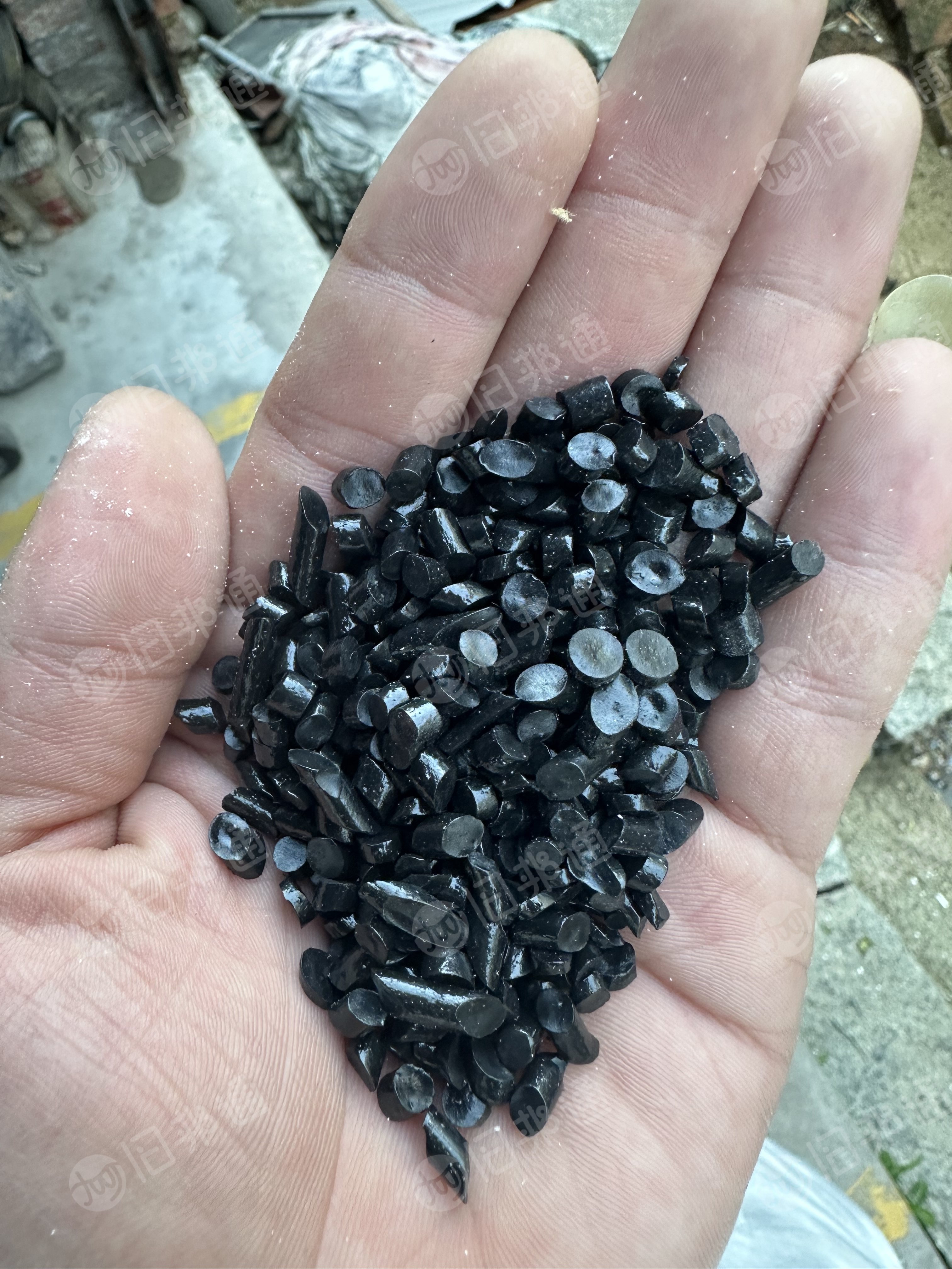 长期出售软pvc再生颗粒，pvc鞋底料颗粒