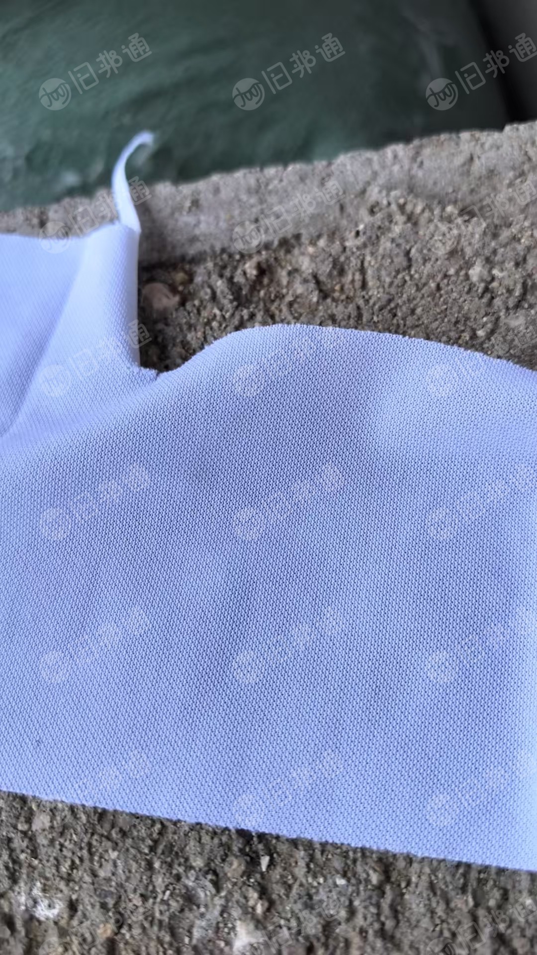 长期出售白色涤氨废布，白色开花料，月供20吨，货在辽宁葫芦岛