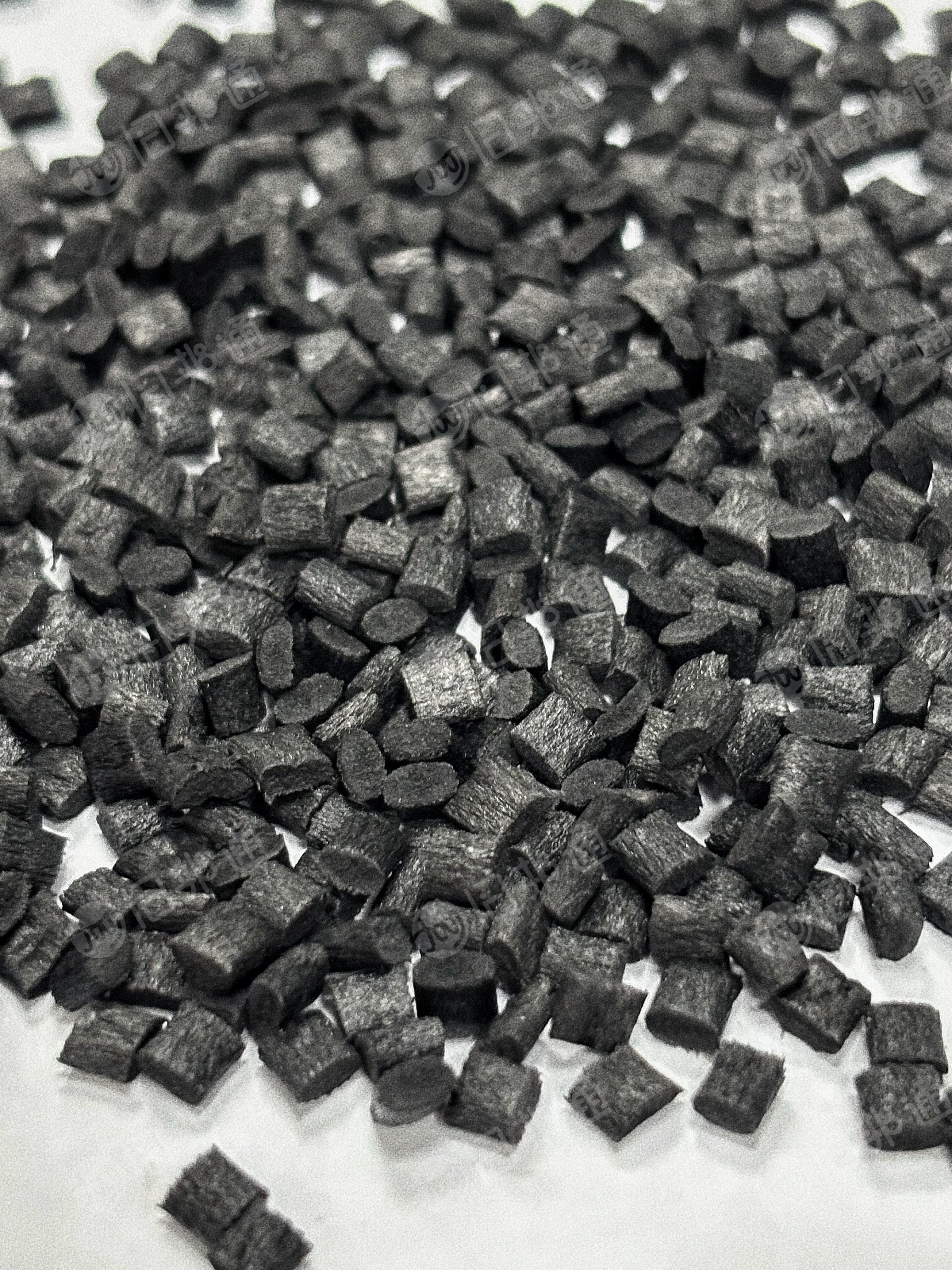 出售尼龙颗粒，PA11+玻纤 黑色注塑料 大量现货 价格便宜