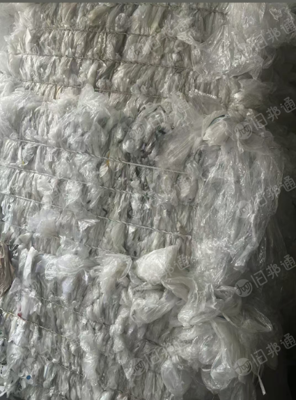 长期出售干造高压服装袋，现货20吨左右