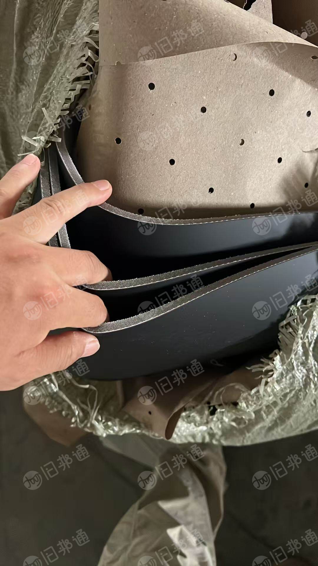 出售汽车座椅面套边角料,环保料下来的,材质有PVC PU PET等