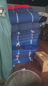 出售纯棉色布，帆布，纯棉纱卡，5米以下，货在四川成都