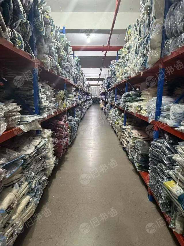 长期大量回收库存布料和服装，库存缝纫线
