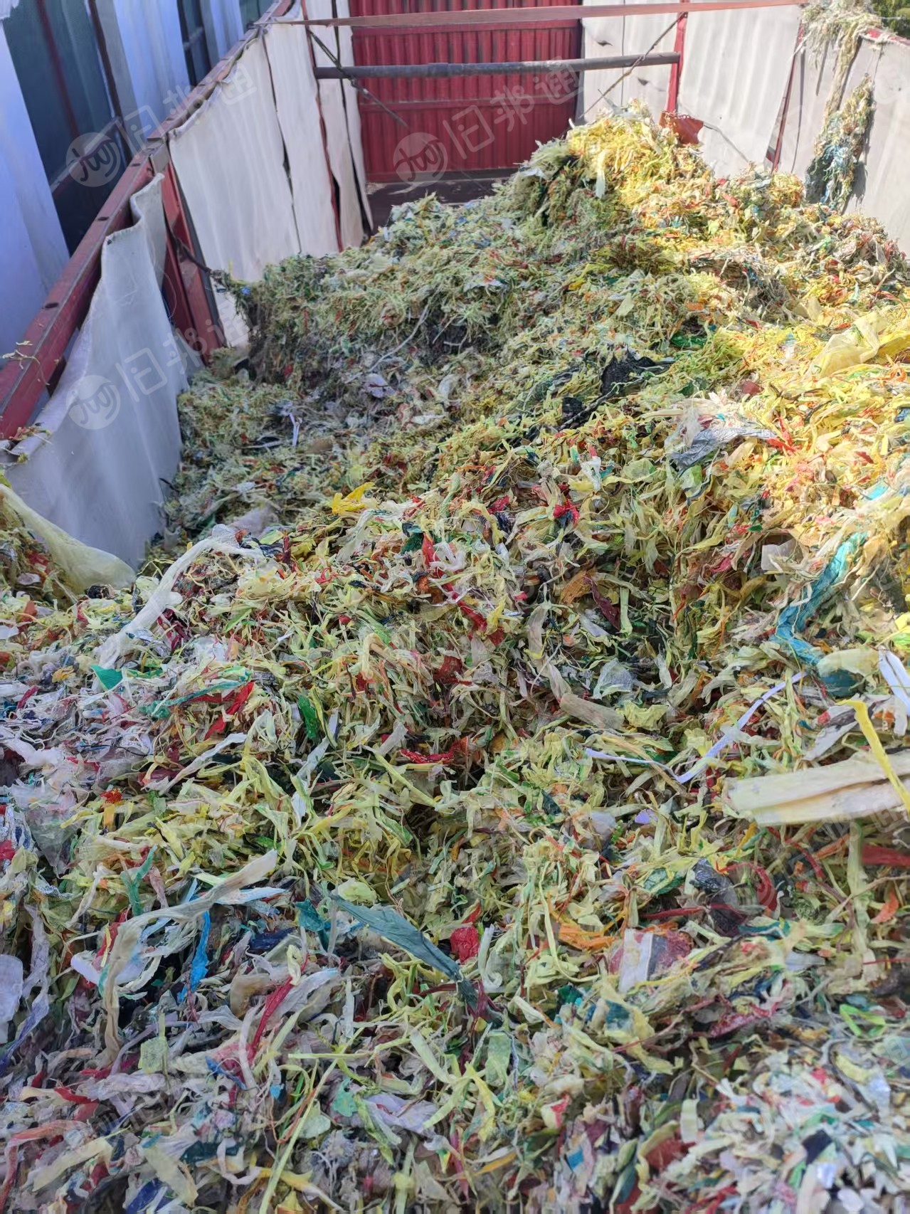 长期出售纸厂废料，含水分30%，月供量大，一车350包上车